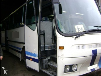 Bova  - Potovalni avtobus