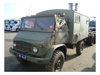 Unimog 4X4 - Dostavno vozilo z zabojnikom