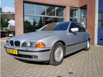 Avtomobil BMW 535I V8: slika 1