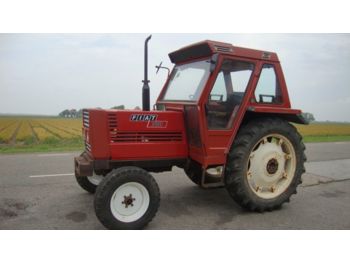 Traktor FIAT 780: slika 1