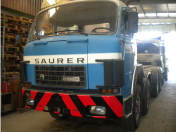SAURER BERNA D4 KT-B - Kontejnerski tovornjak/ Tovornjak z zamenljivim tovoriščem