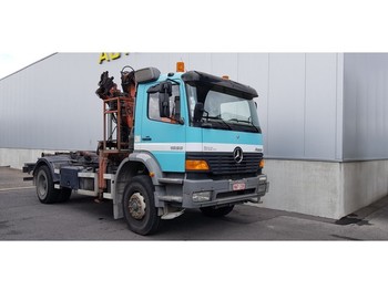 Kontejnerski tovornjak/ Tovornjak z zamenljivim tovoriščem Mercedes-Benz ATEGO 1828: slika 1