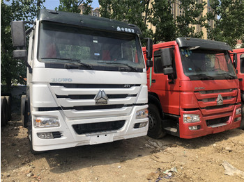 Tovornjak s kesonom za transport težkih strojev SINOTRUK Howo 371 Truck Units: slika 1
