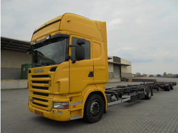 Kontejnerski tovornjak/ Tovornjak z zamenljivim tovoriščem Scania 440 B 4X2: slika 1