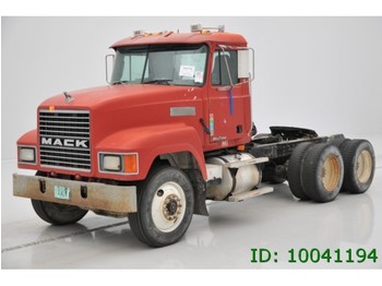 Mack CH 613 - 6X4 - On Camelback - Vlačilec